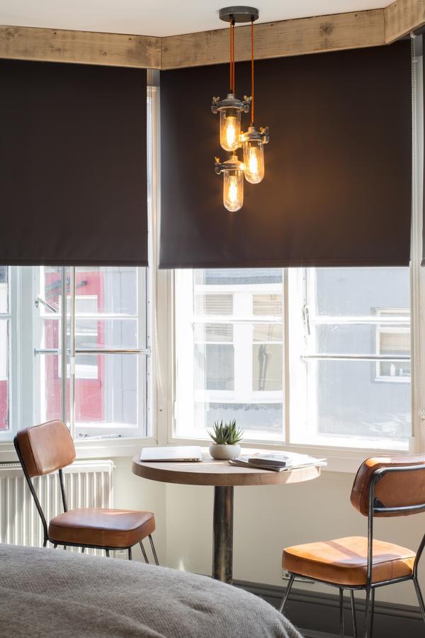 One Broad Street 3*
