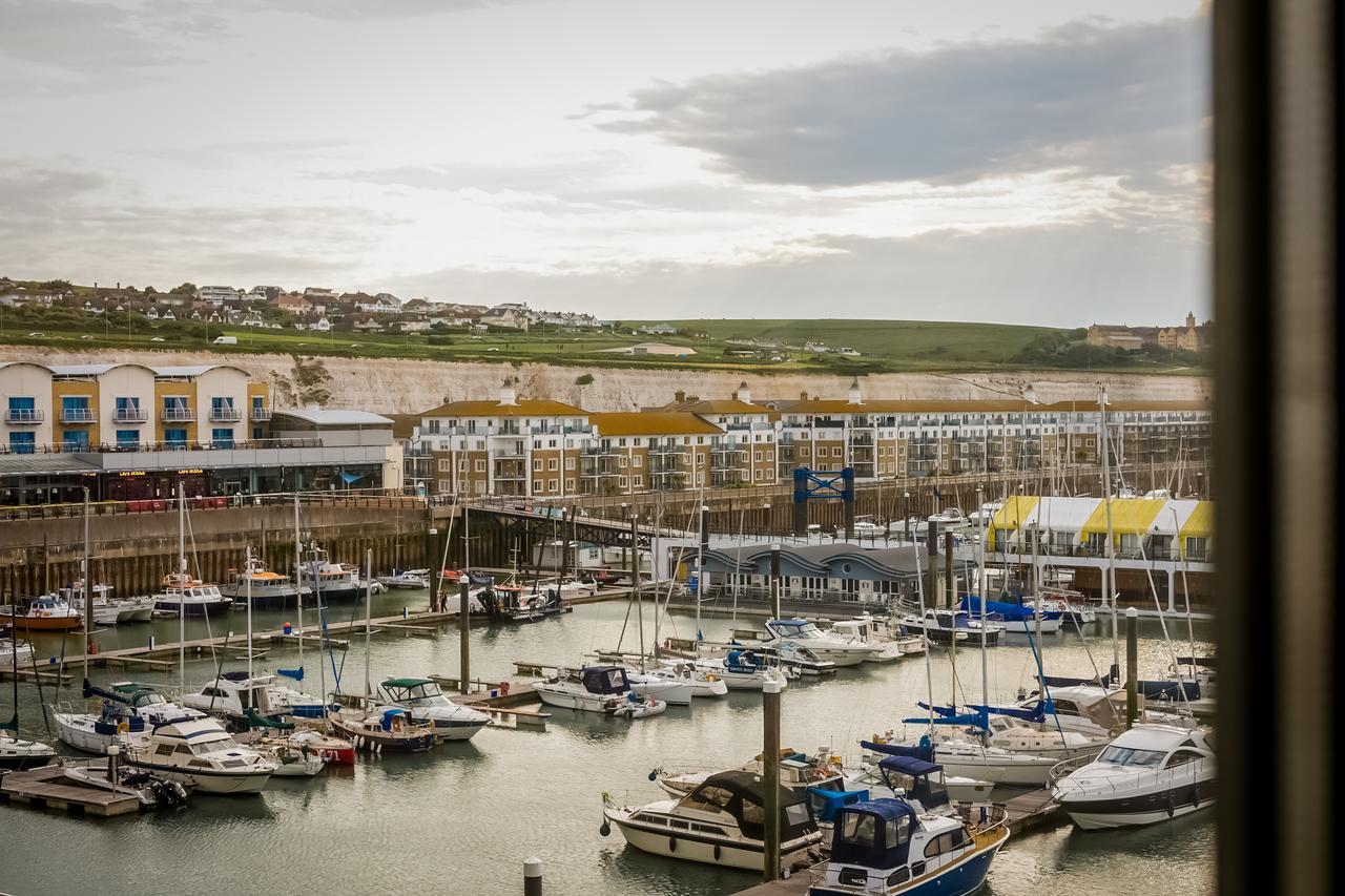 Rethink Serviced Apartments - Brighton Marina Apartment *
