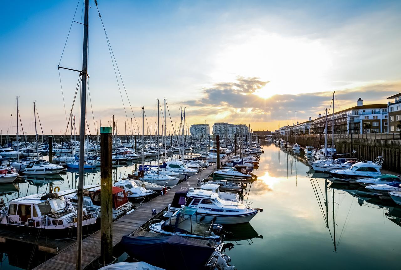 Rethink Serviced Apartments - Brighton Marina Apartment Brighton