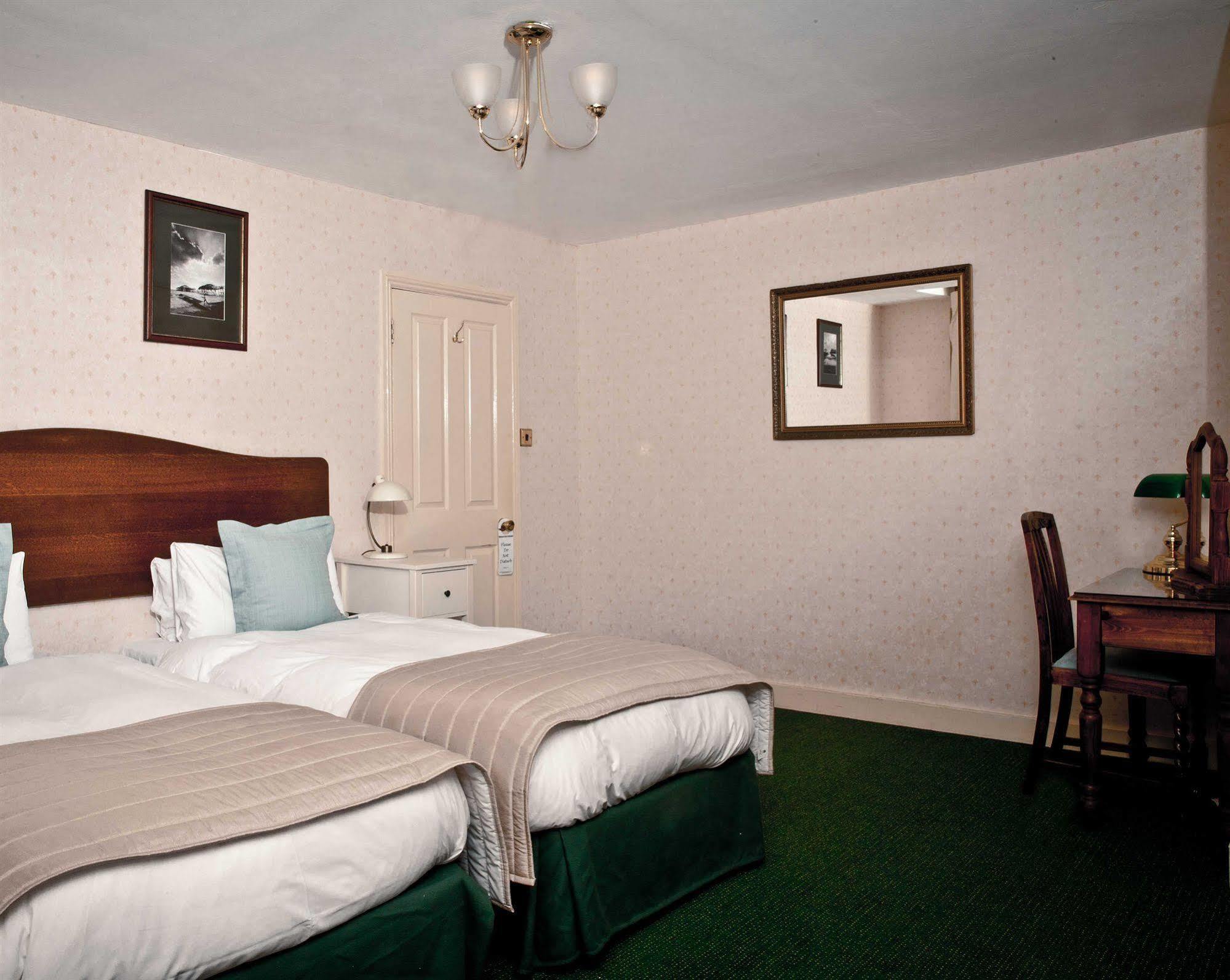 Bed & Breakfast House
