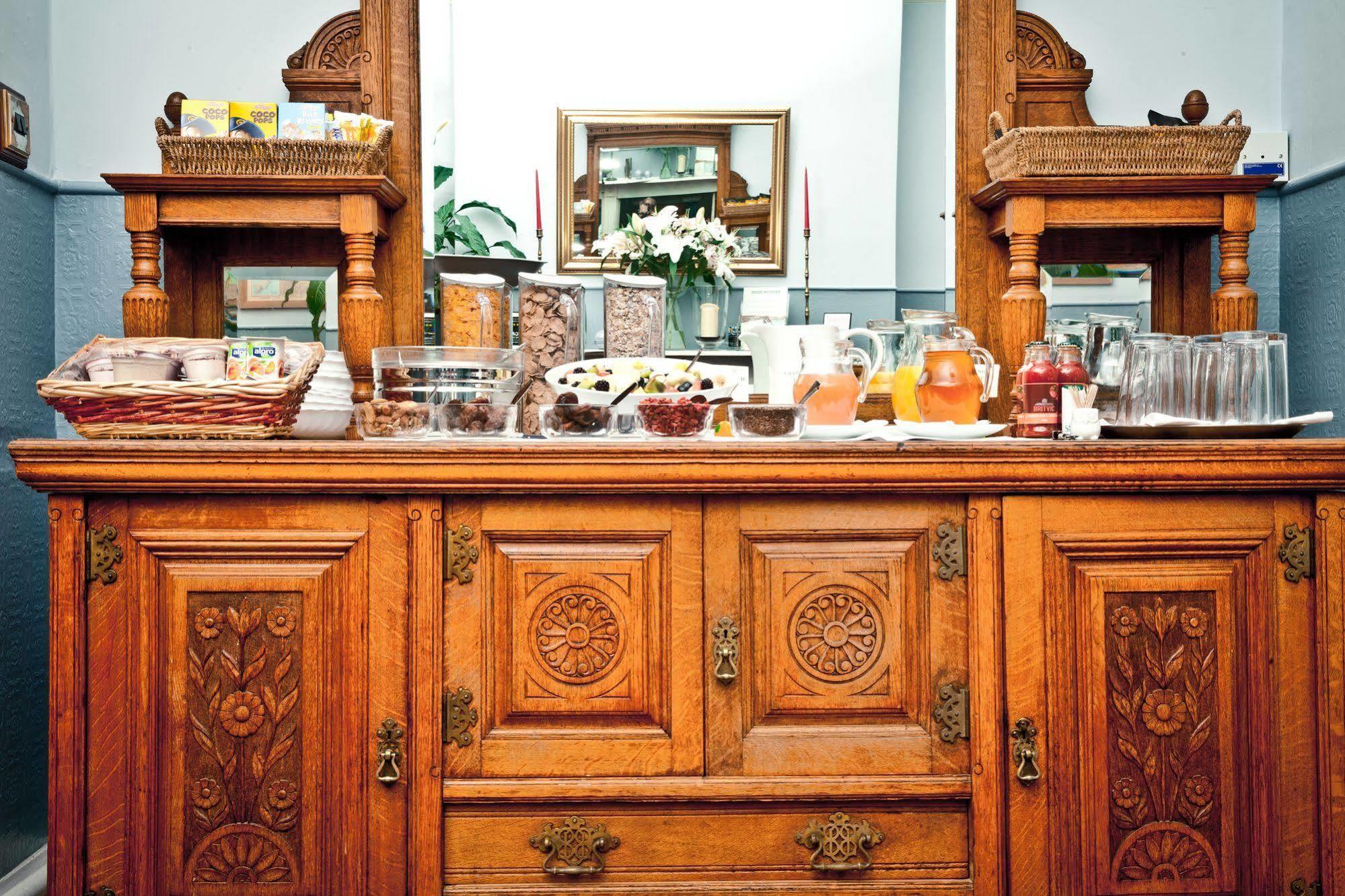 House Bed & Breakfast 4*