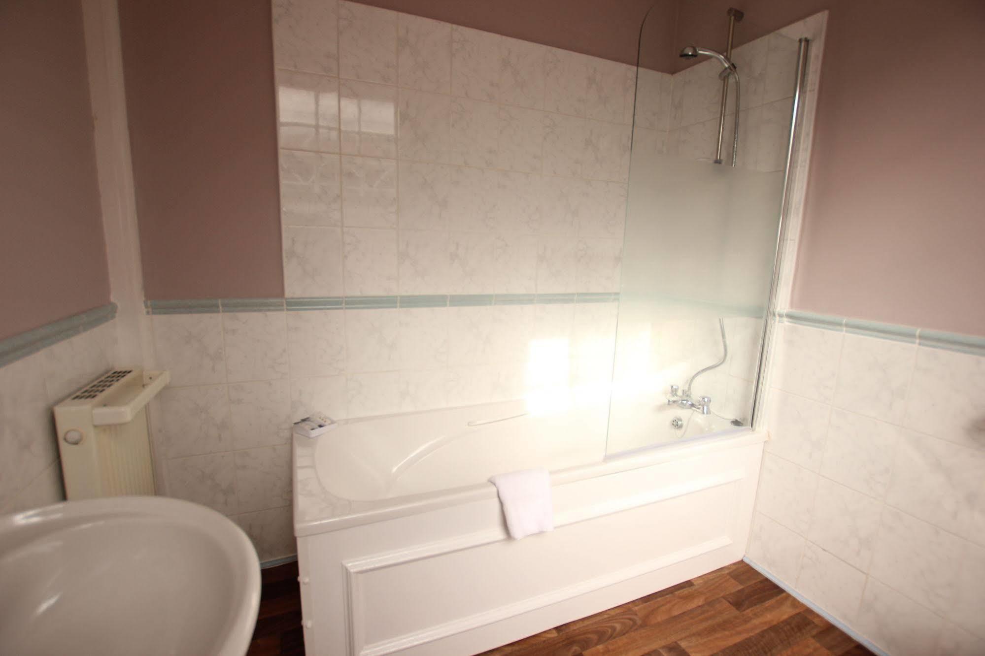Langford Hotel, & Hotel 3*