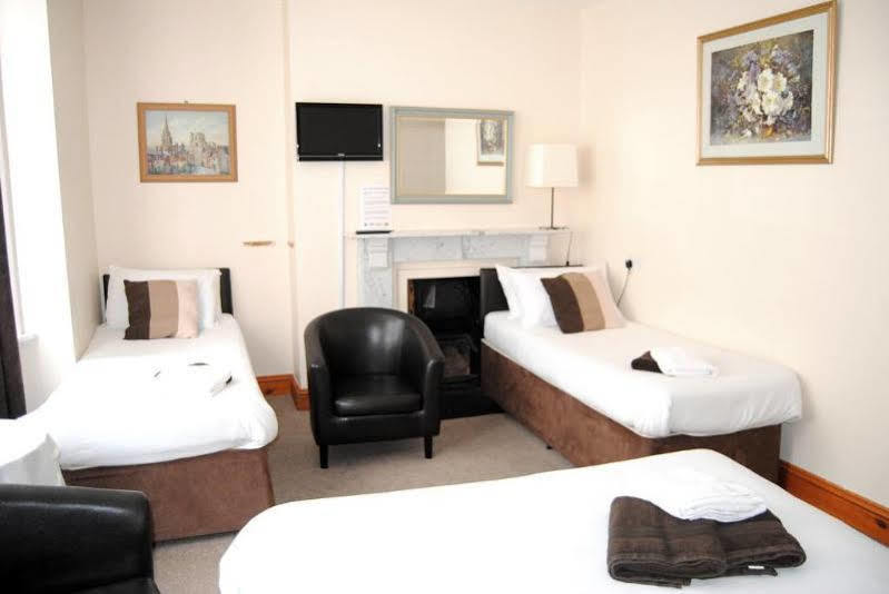 Old Palace Guest house 3*