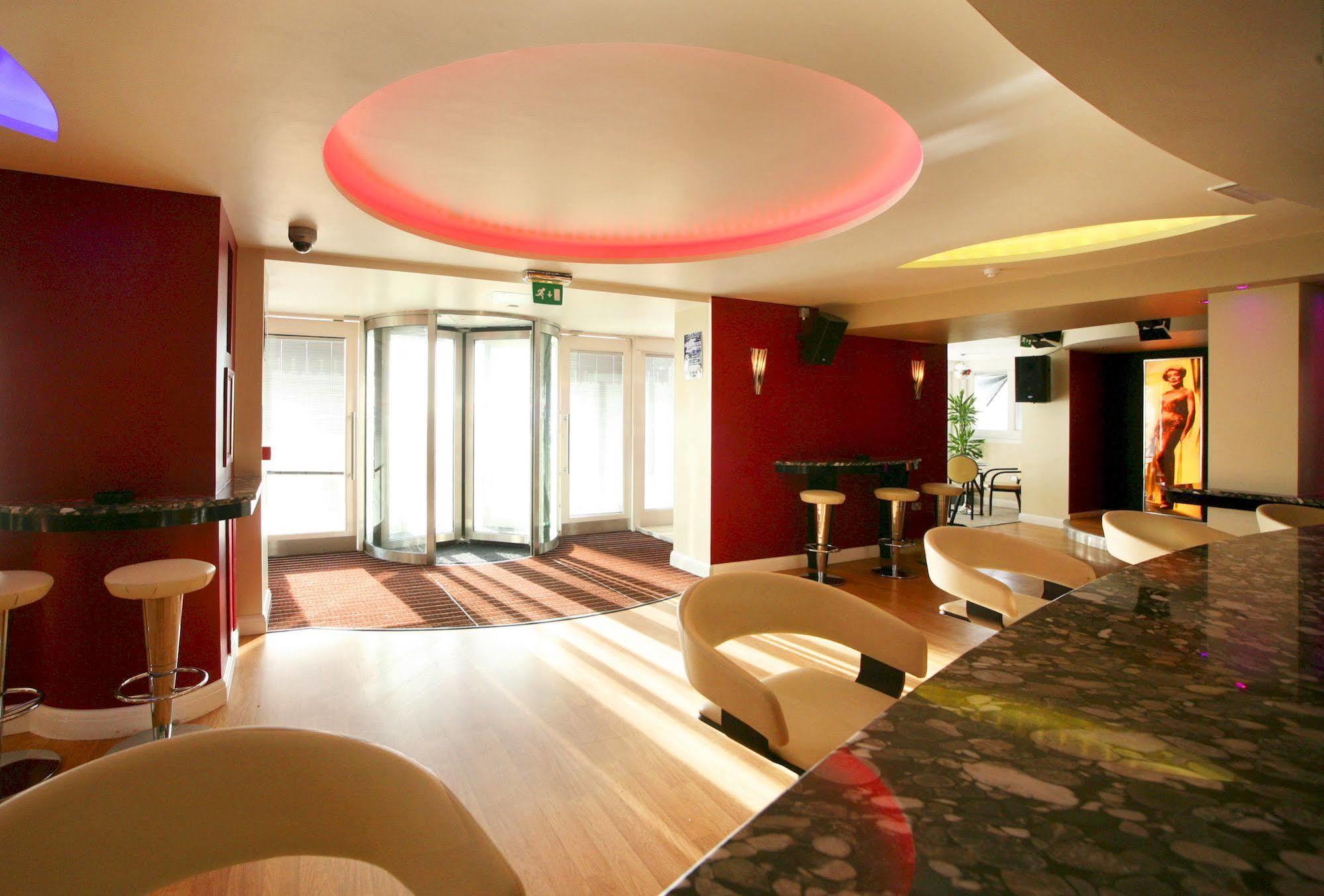 Hotel Legends Brighton