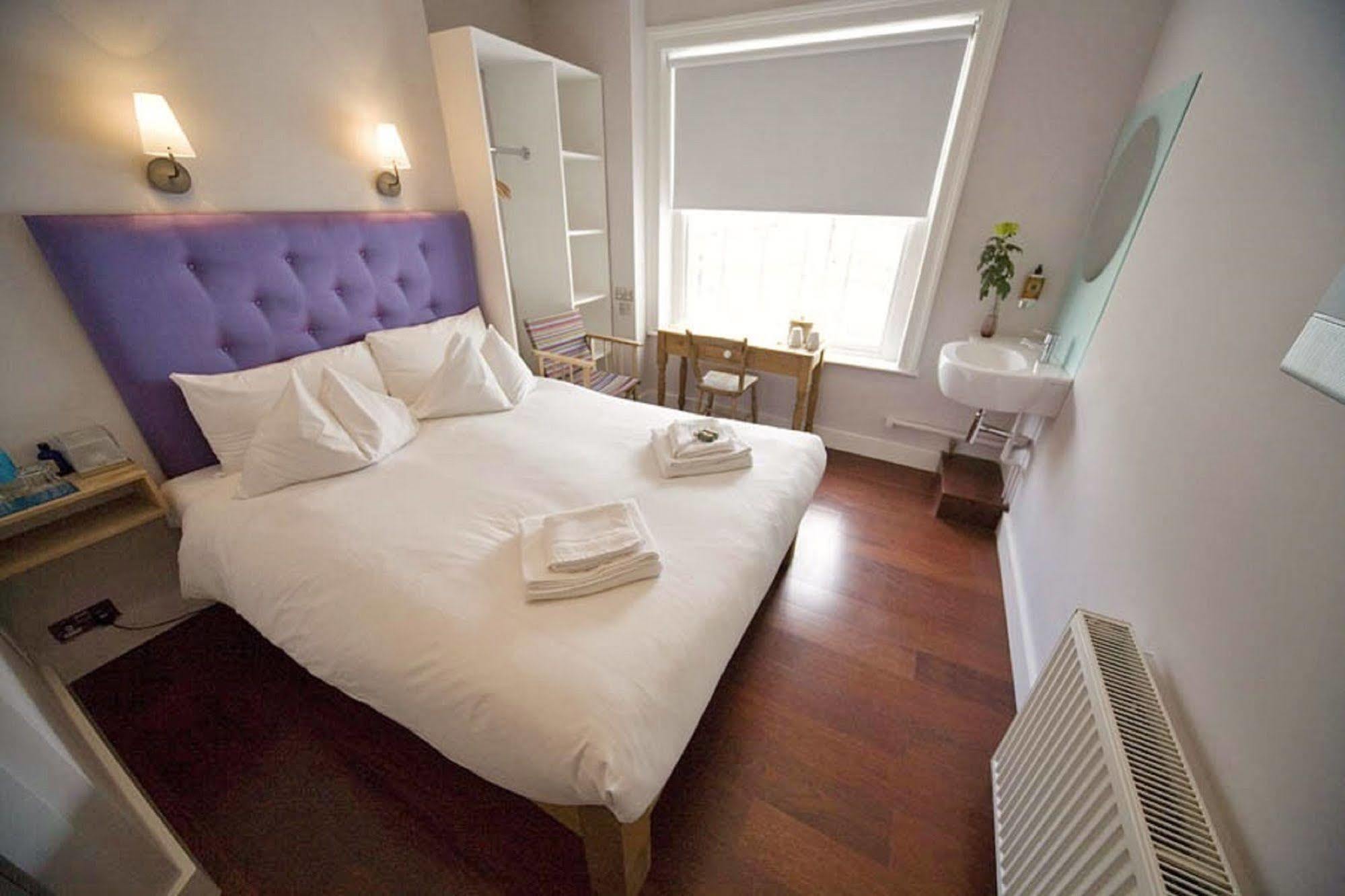 The Oriental - 4* Brighton