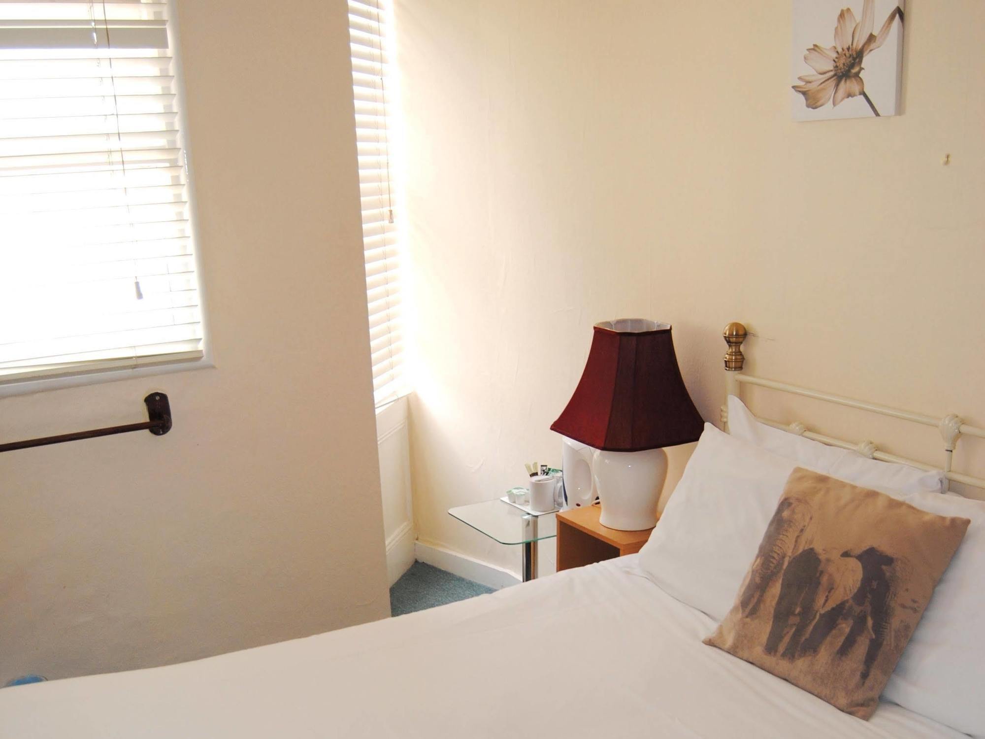 Guest house Relax 3*