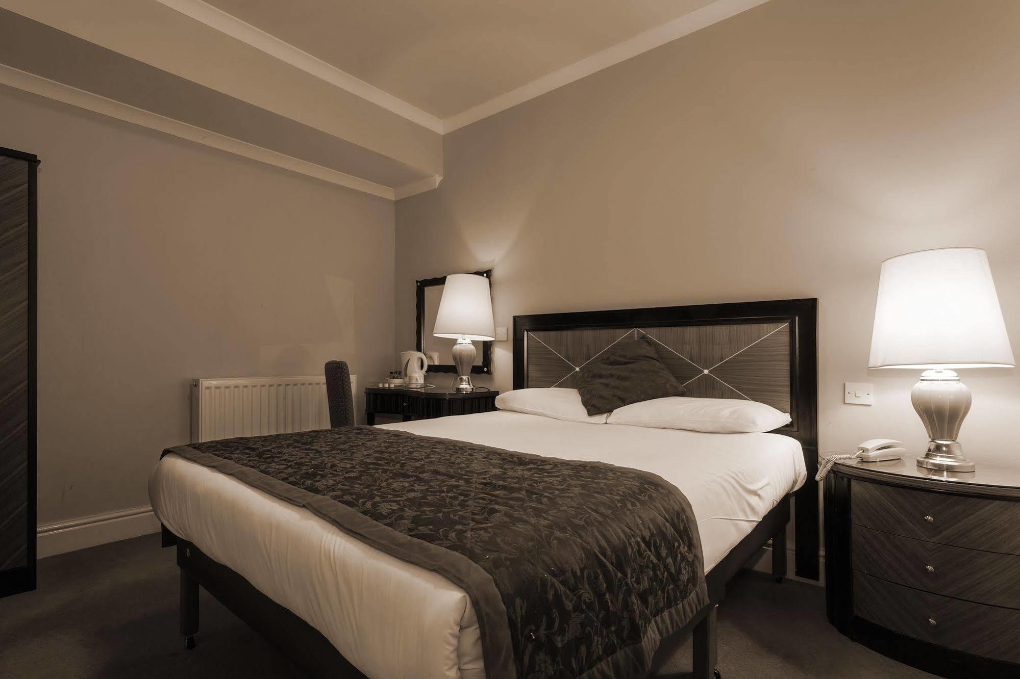 Hotel The Royal Albion Seafront 3*