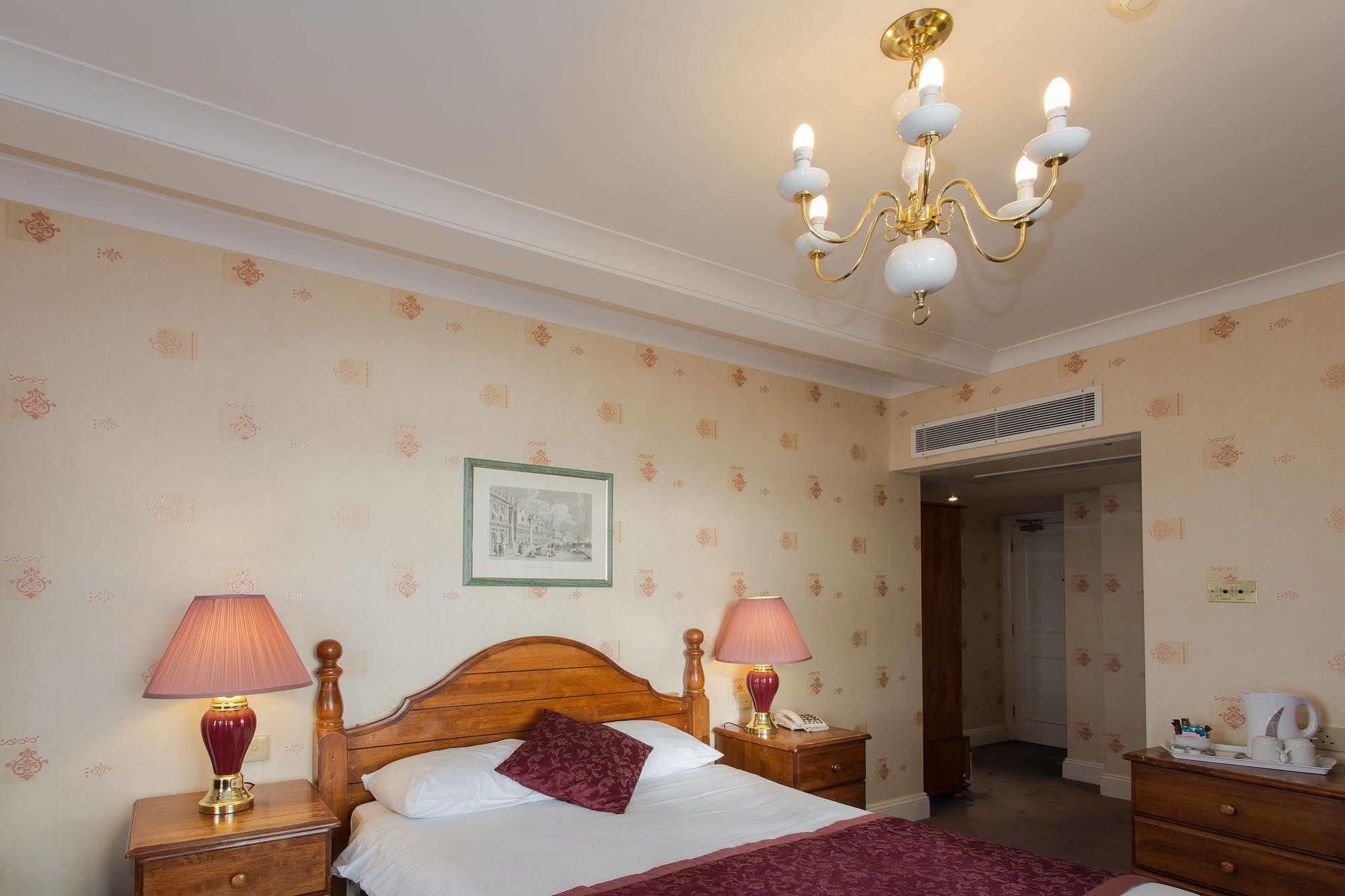 The Royal Albion Seafront 3*