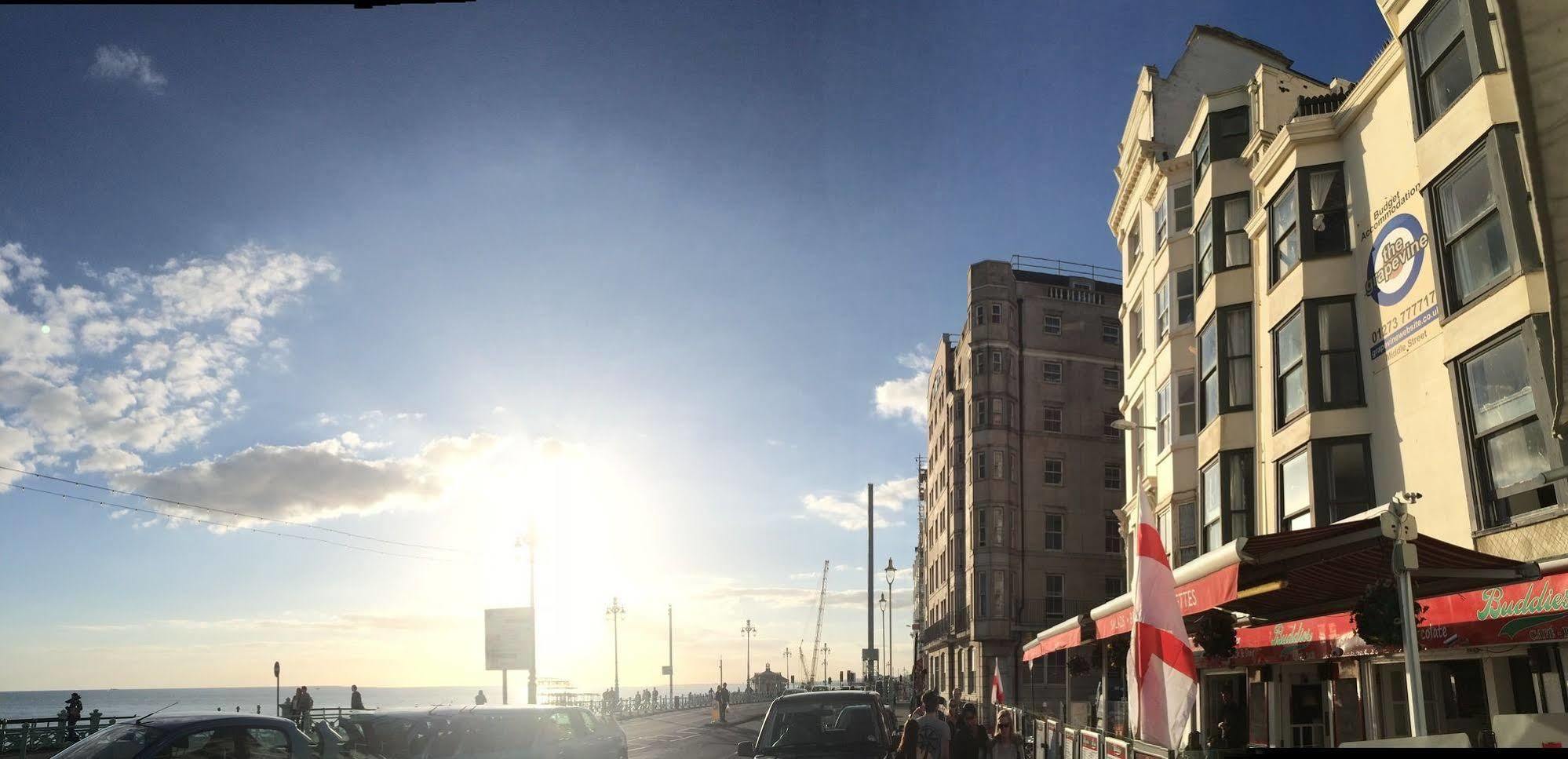 The View, 2* Brighton