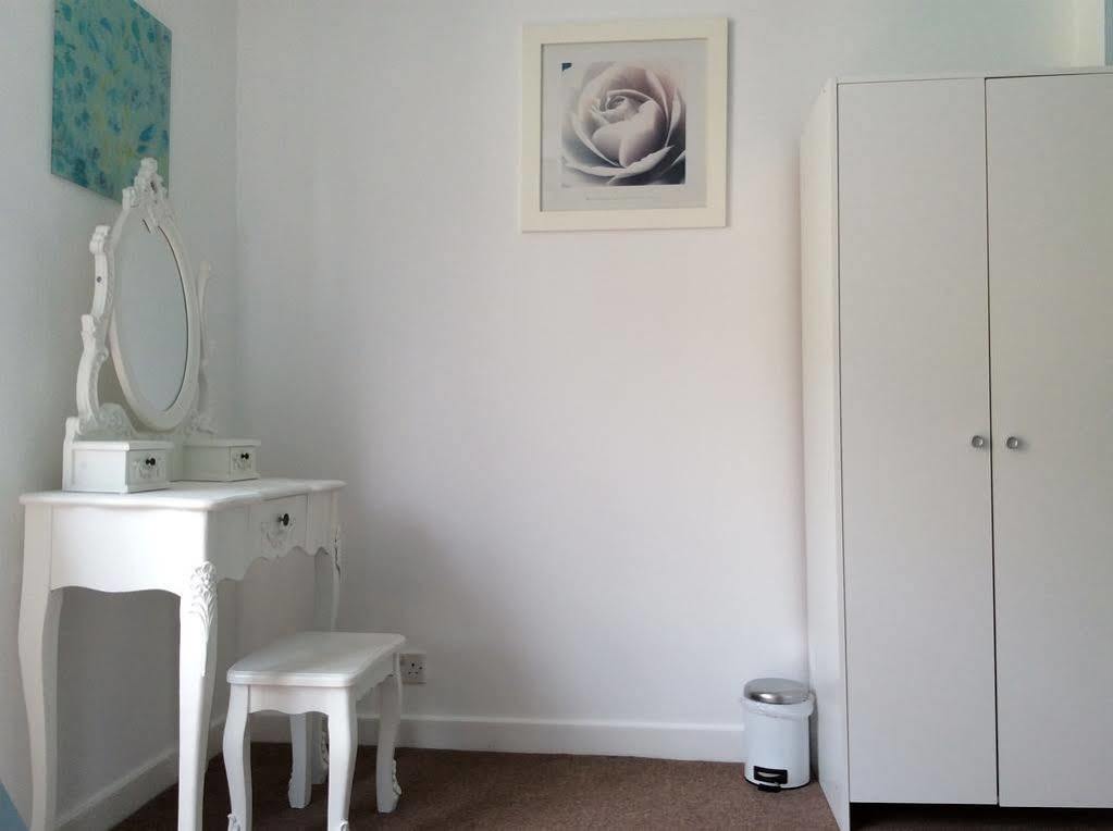 Apartment Best Location,4-Br House,Churchill Square Car Park & Sea-2 Min, Brighton Conference Centre 3 Min, Shops, Restaurants, I-360, Pier - Walking Distance