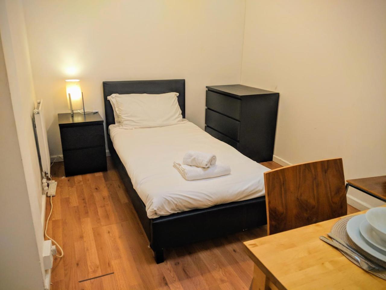 Guest house Lifestyle - Russell Square 2*