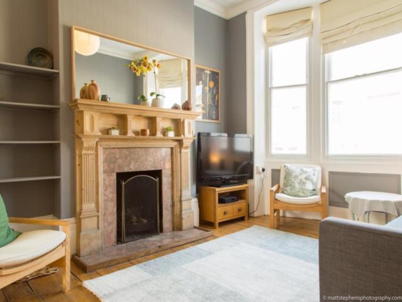 Classic Victorian House Sleeps 8 In East *