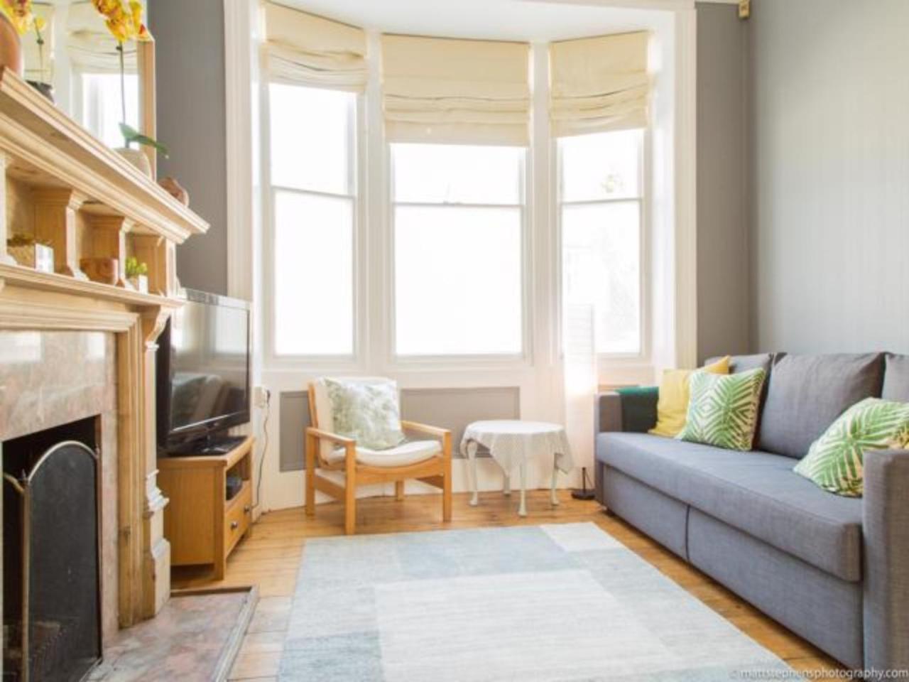 Classic Victorian House Sleeps 8 In East *