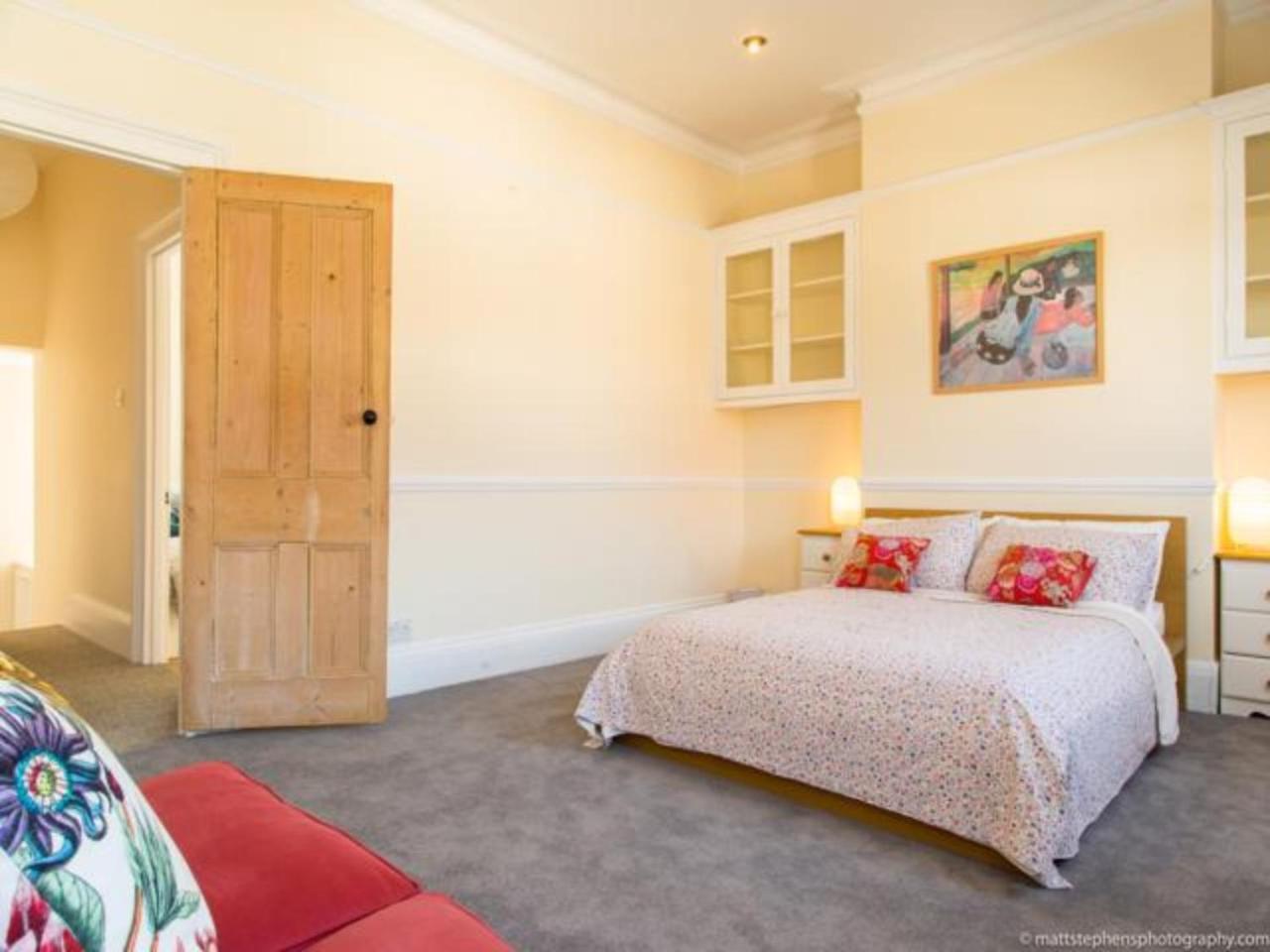Apartment Classic Victorian House Sleeps 8 In East