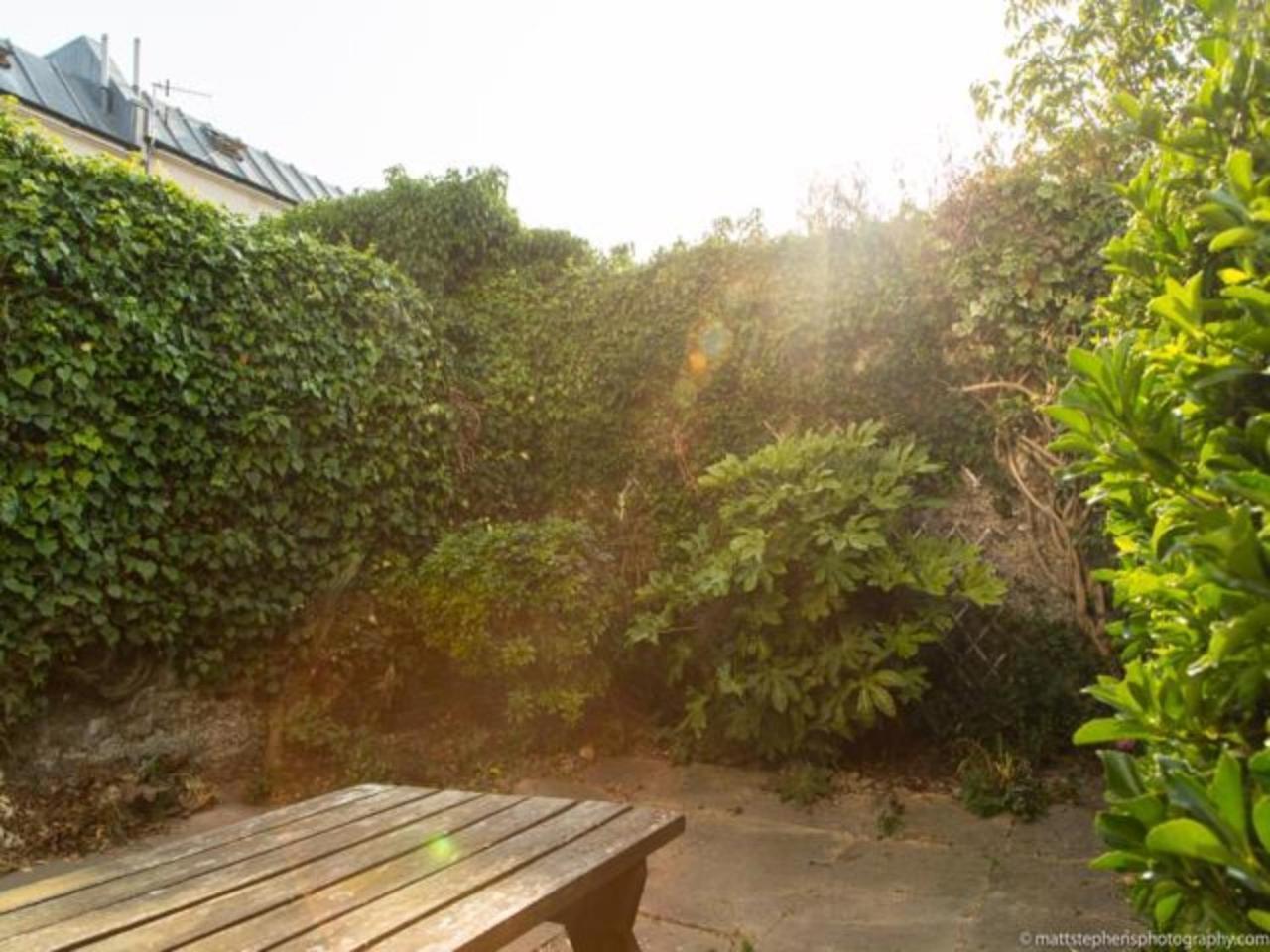 Classic Victorian House Sleeps 8 In East Brighton