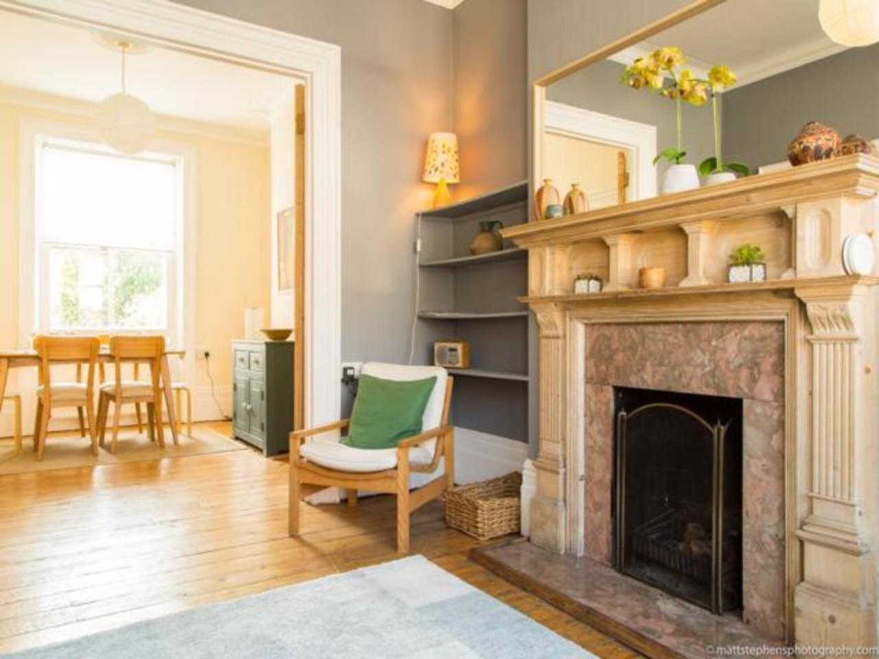 Classic Victorian House Sleeps 8 In East Apartment *