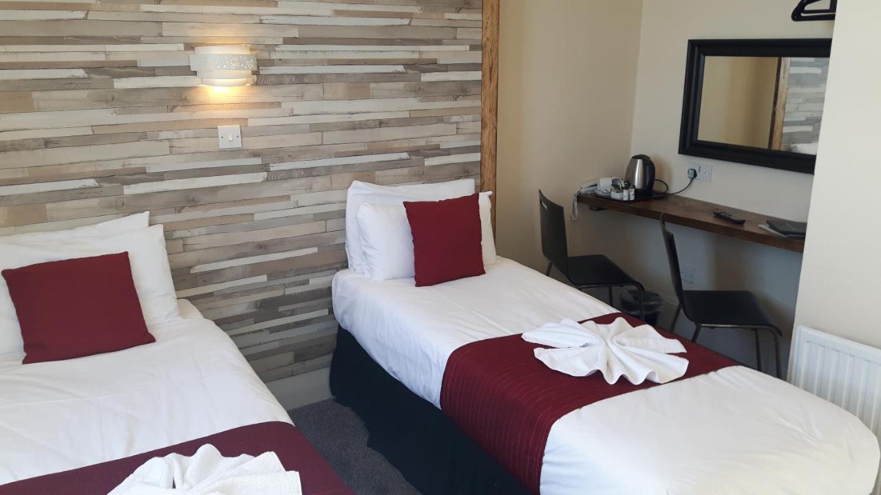 New Madeira Seafront Hotel