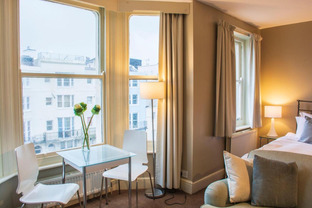 Amherst Guest house 3*