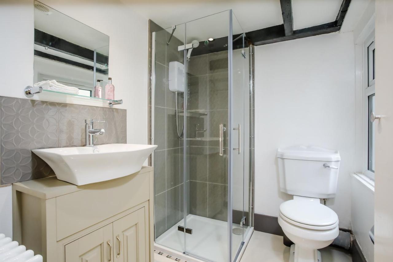 Sea La Vie Apartment