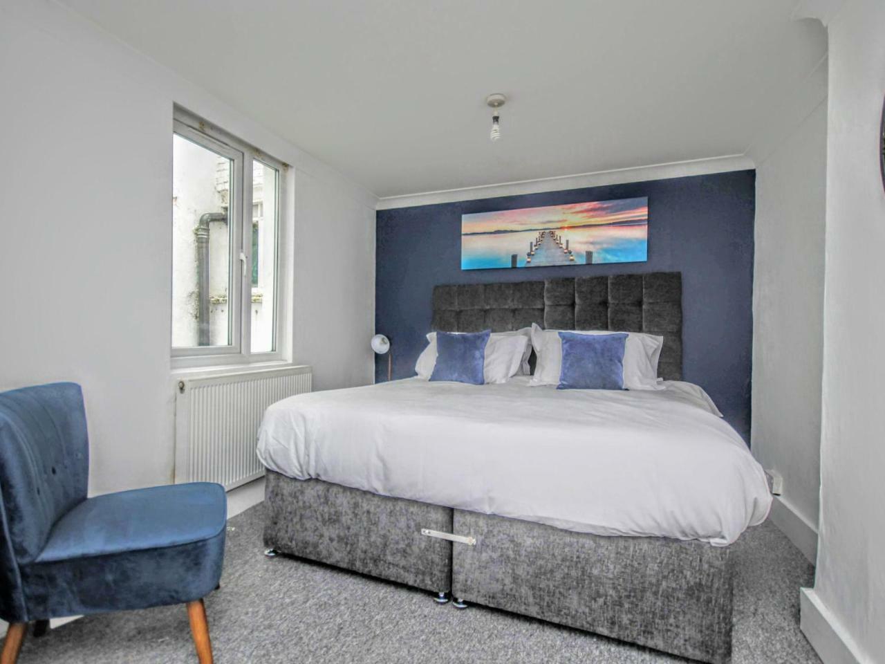 Queens Square Flat 1 Brighton