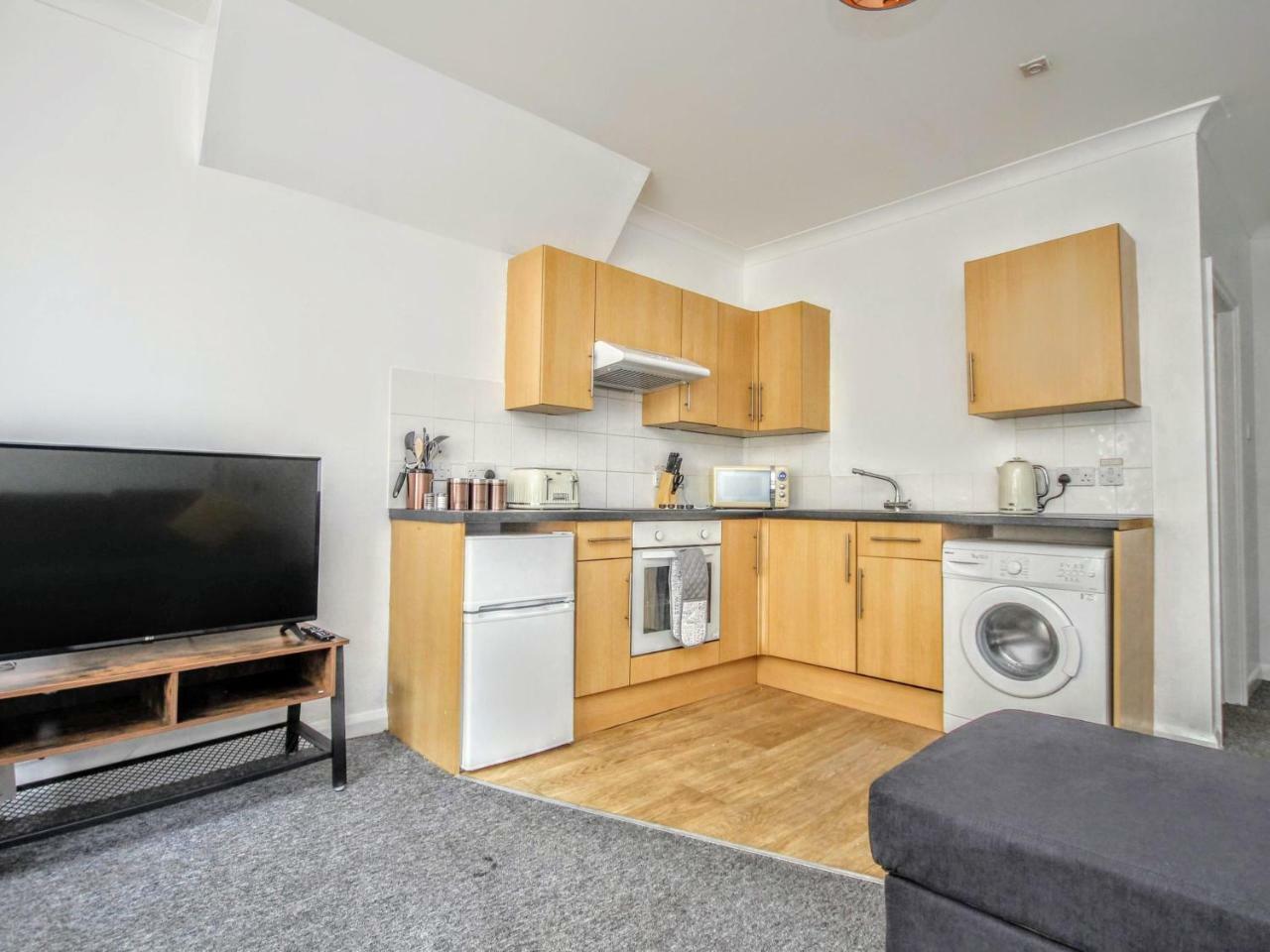 Apartment Queens Square Flat 1