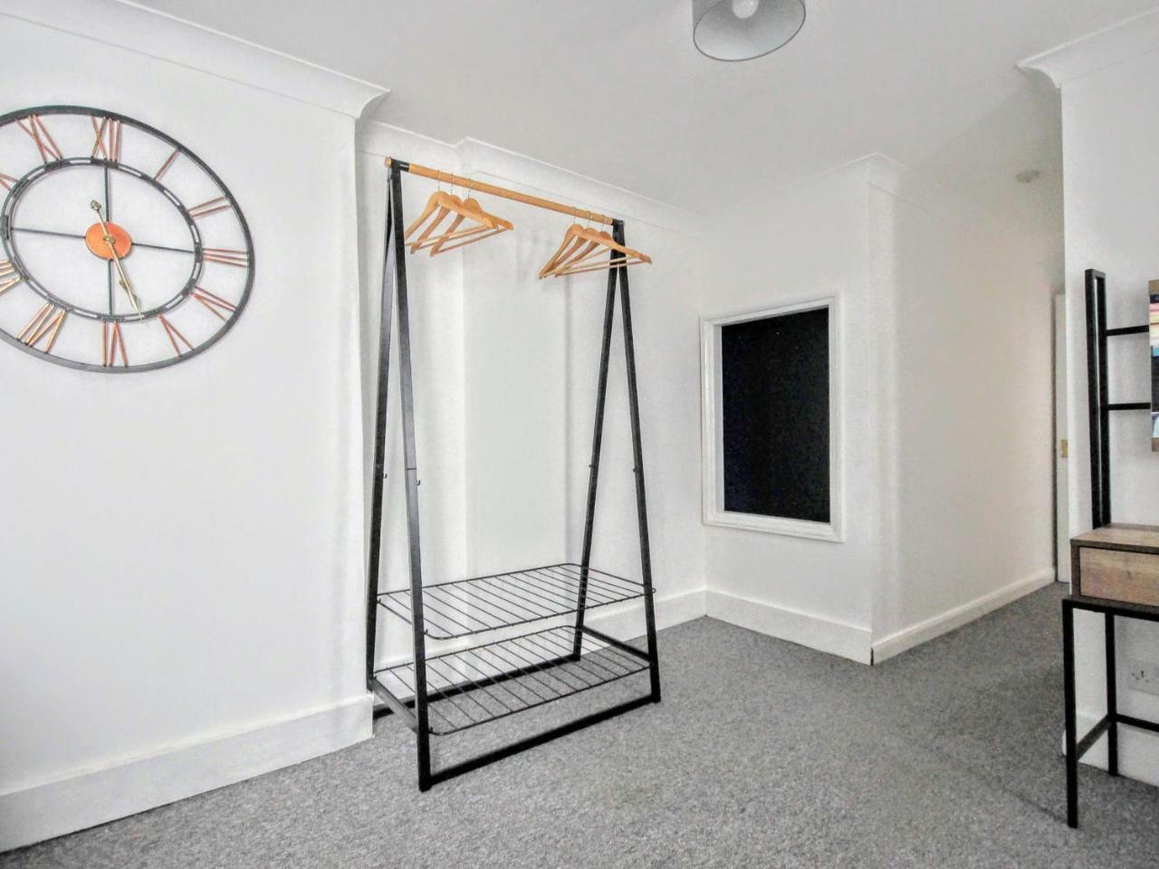 Queens Square Flat 1 Apartment Brighton