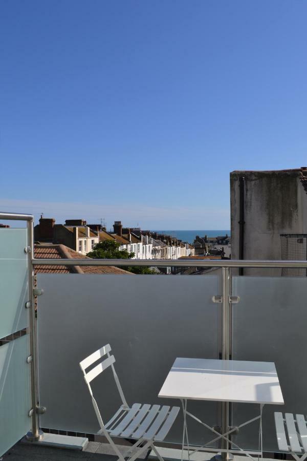 Town Sea View Balcony