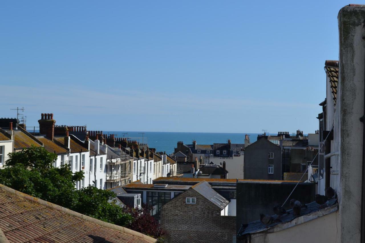Town Sea View Balcony Apartment Brighton