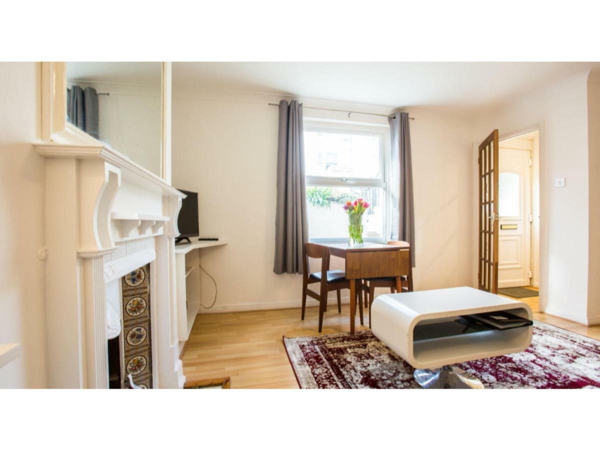 Elegant 1bdr W/private Garden In Vibrant Brighton
