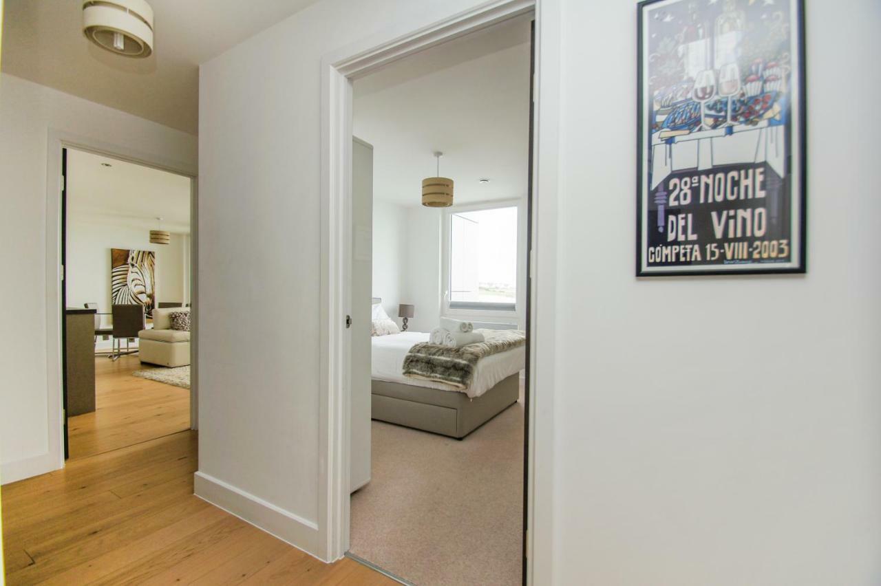 Orion Marina Sea View - Parking - By Lets Apartment