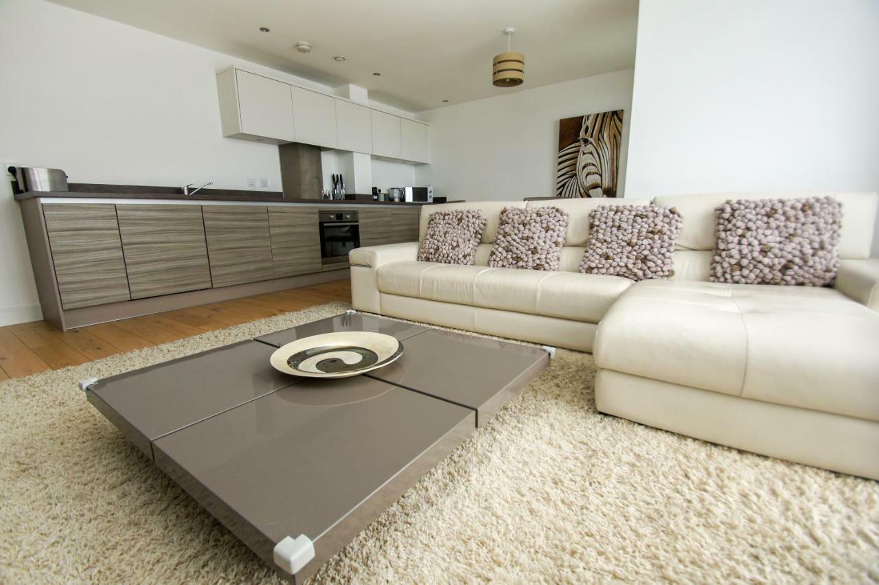 Orion Marina Sea View - Parking - By Lets