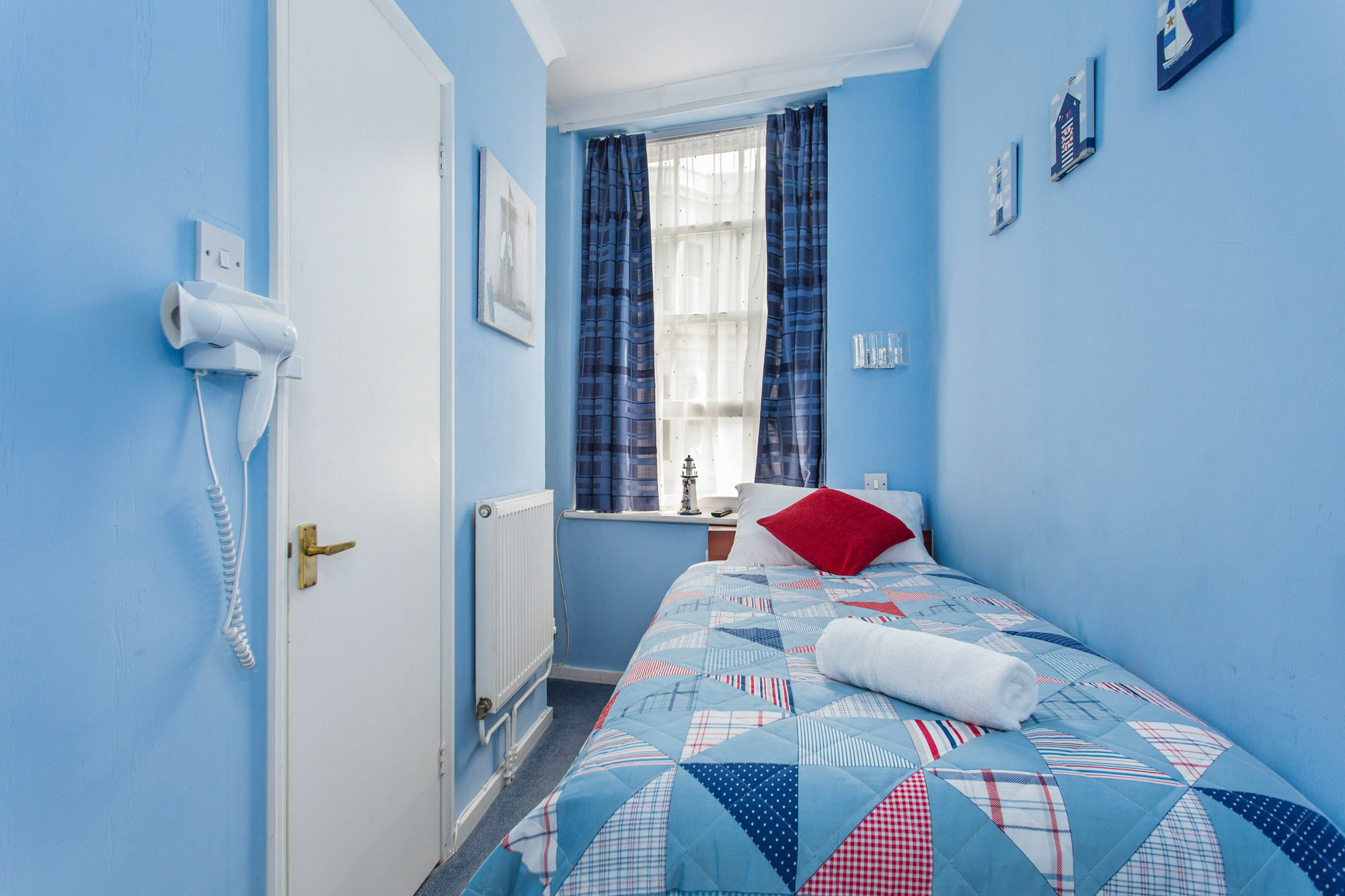 Surf Guest house 4*
