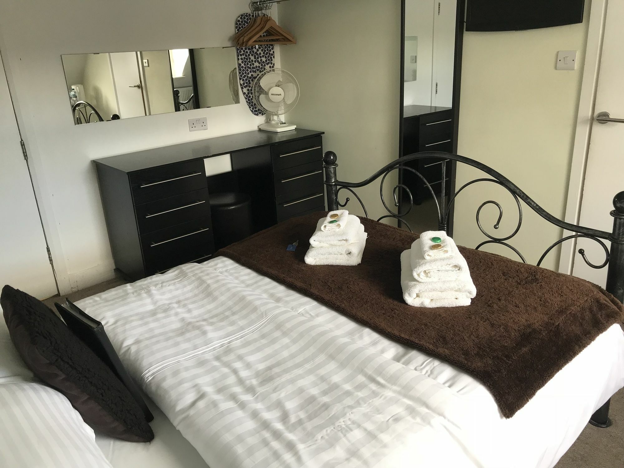 Kempfield House 3* Brighton