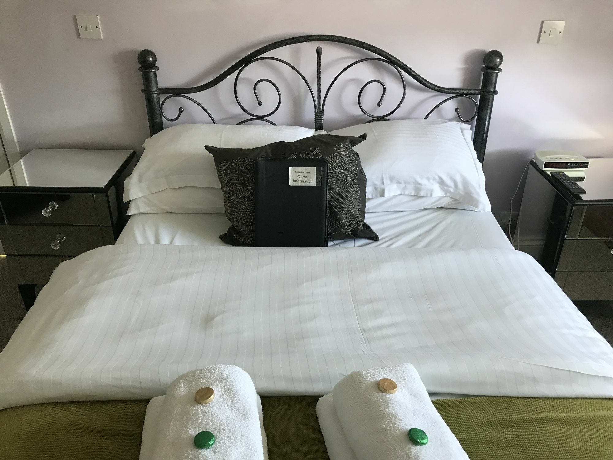 Guest house Kempfield House
