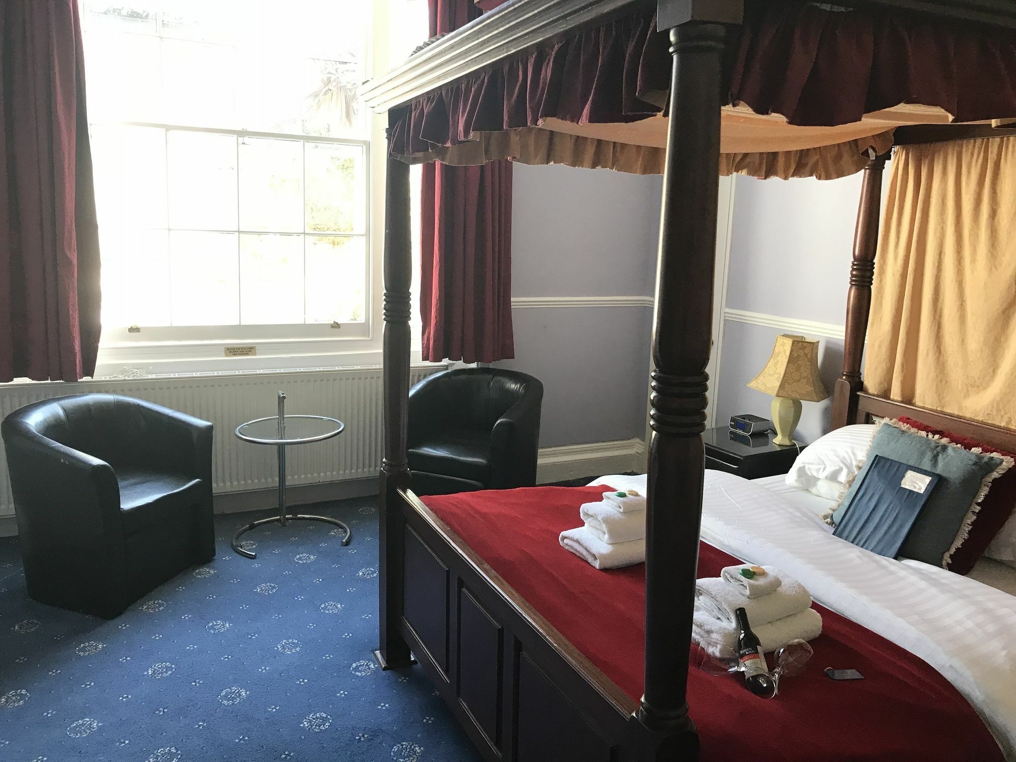 Kempfield House 3*