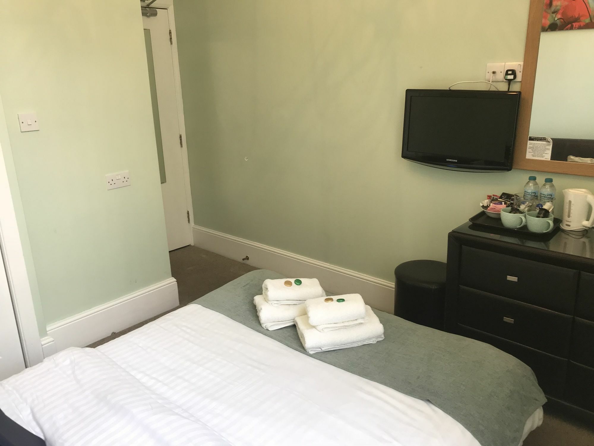 Kempfield House Guest house 3*