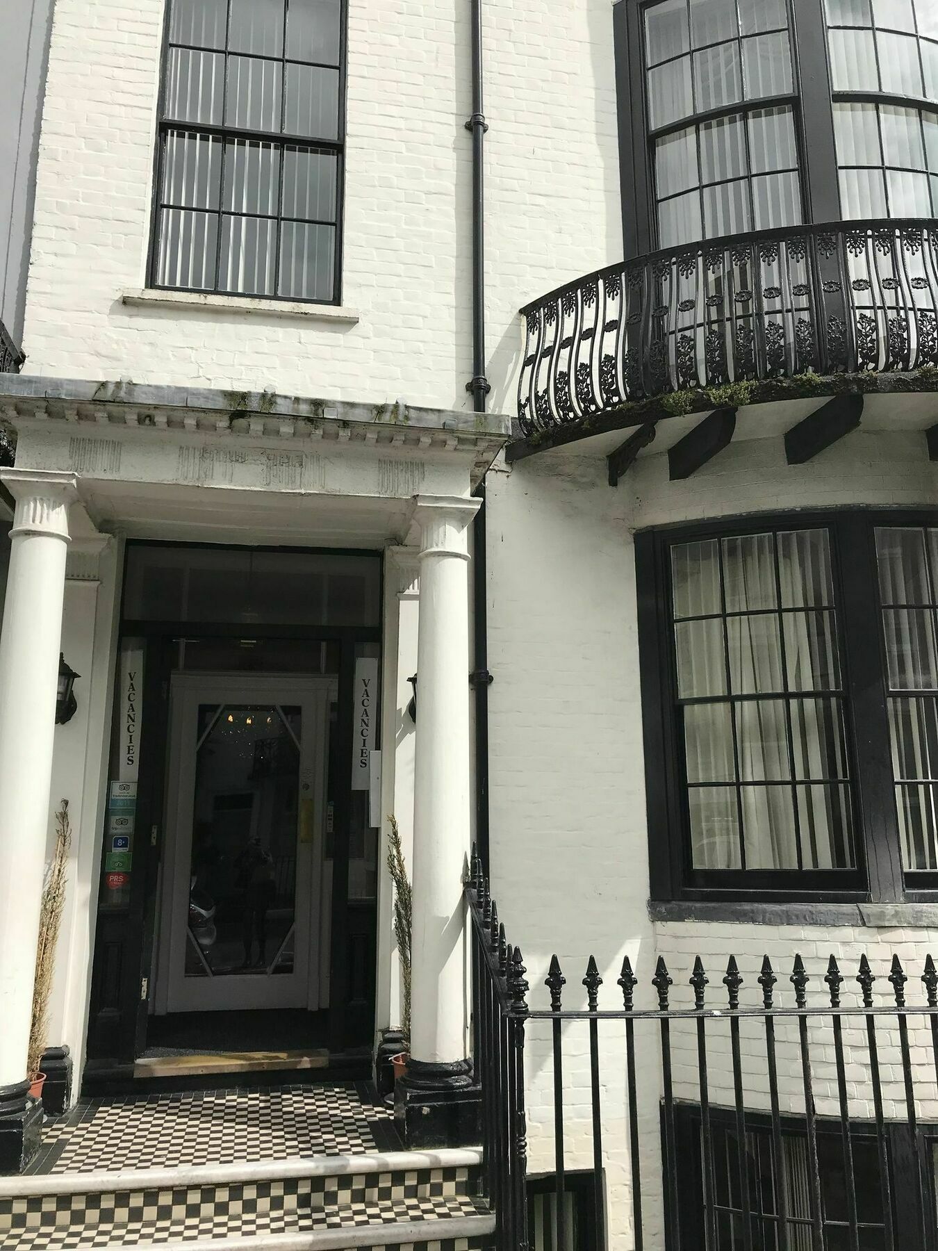 Kempfield House