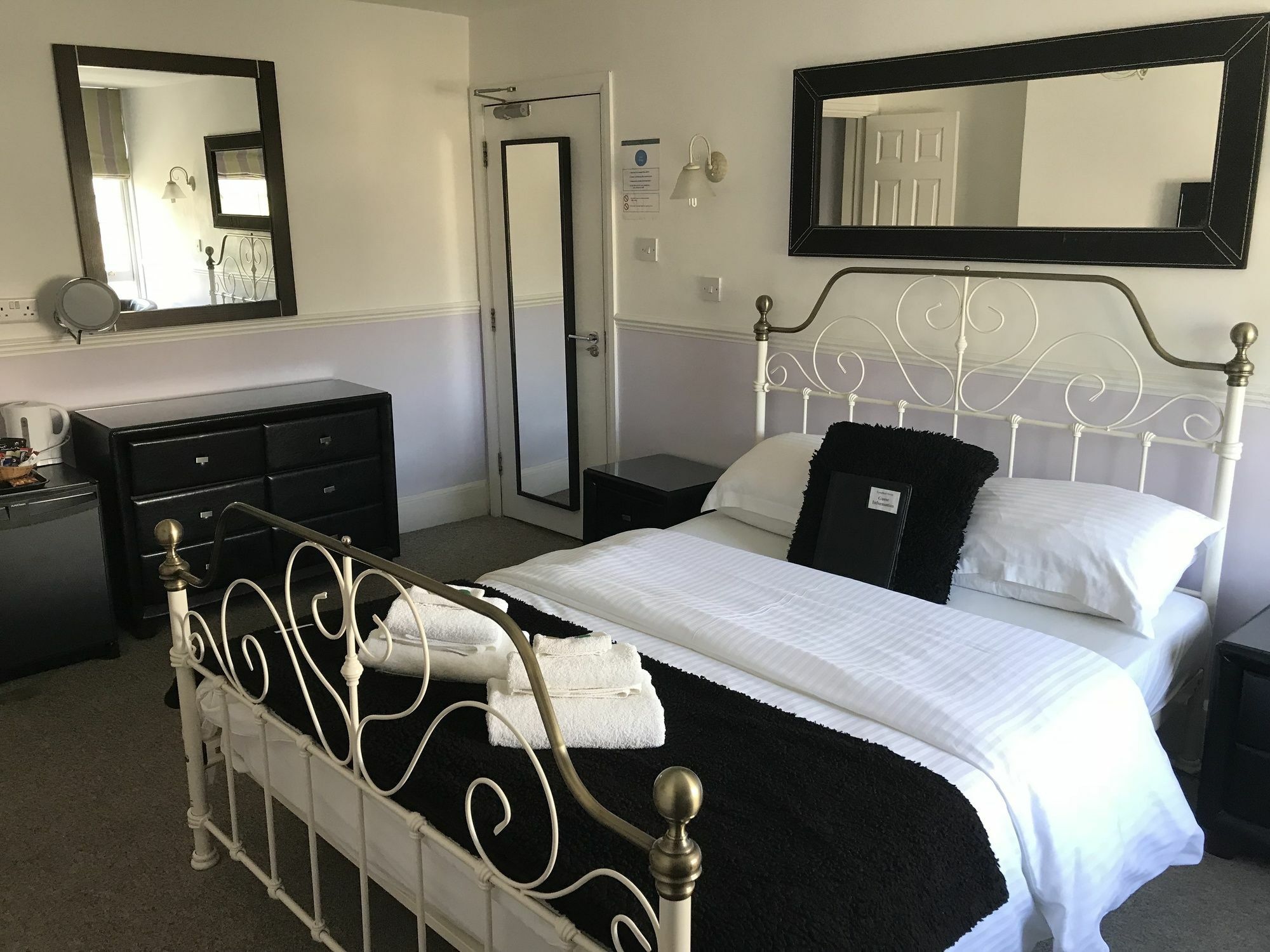 Kempfield House Guest house Brighton