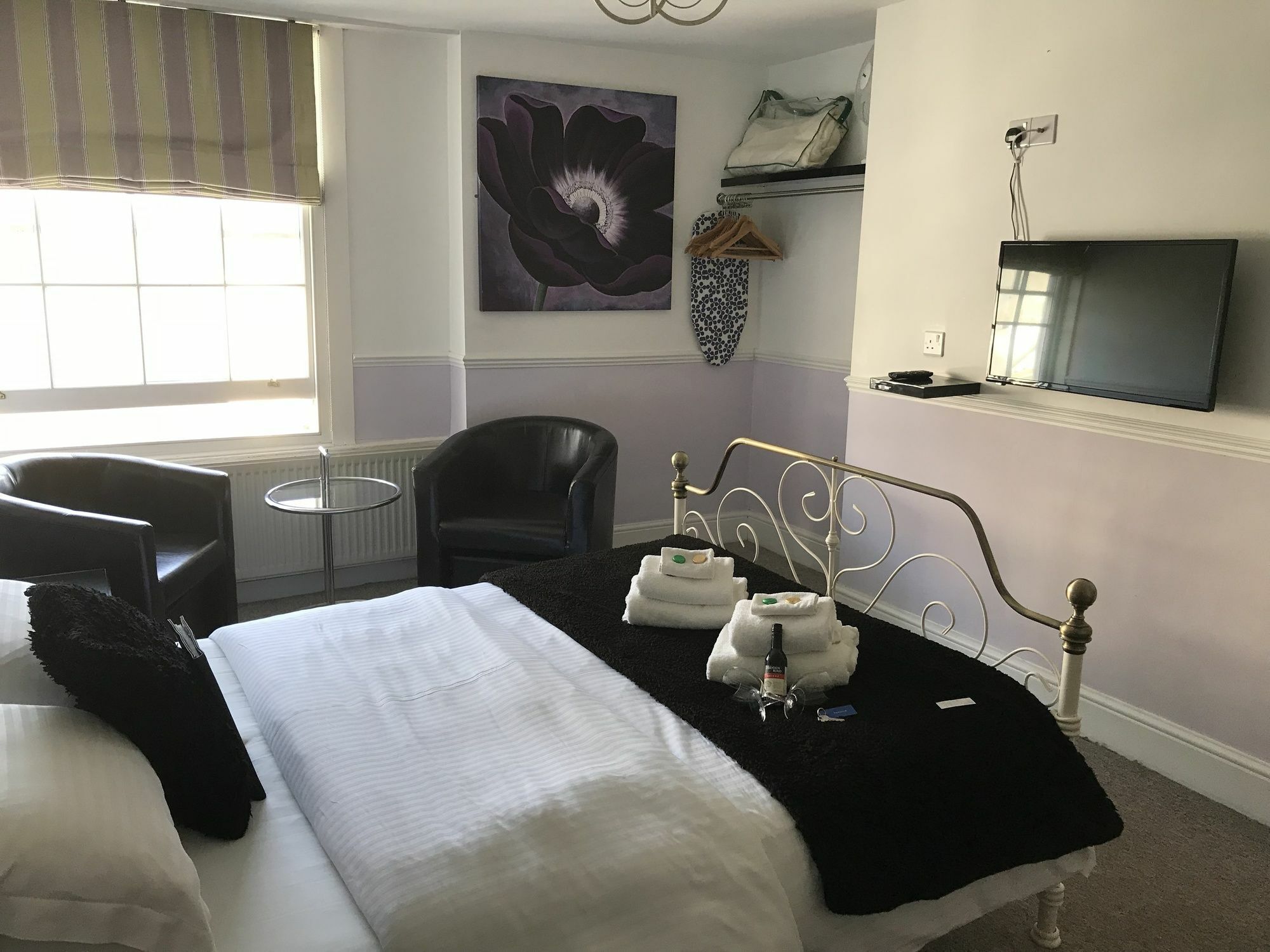 Kempfield House 3*