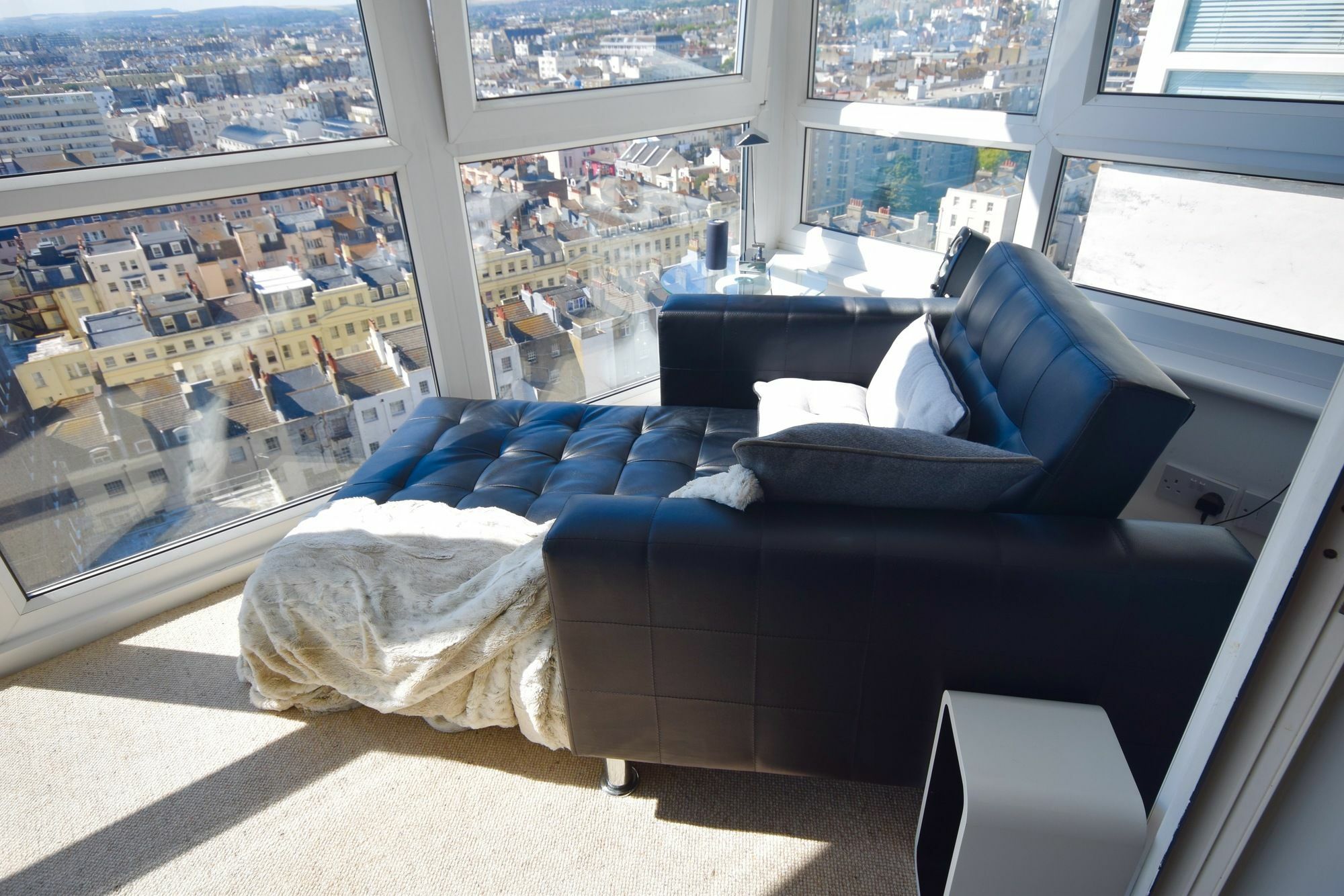 Apartment Isabella Penthouse 15th Floor, Seafront Brighton