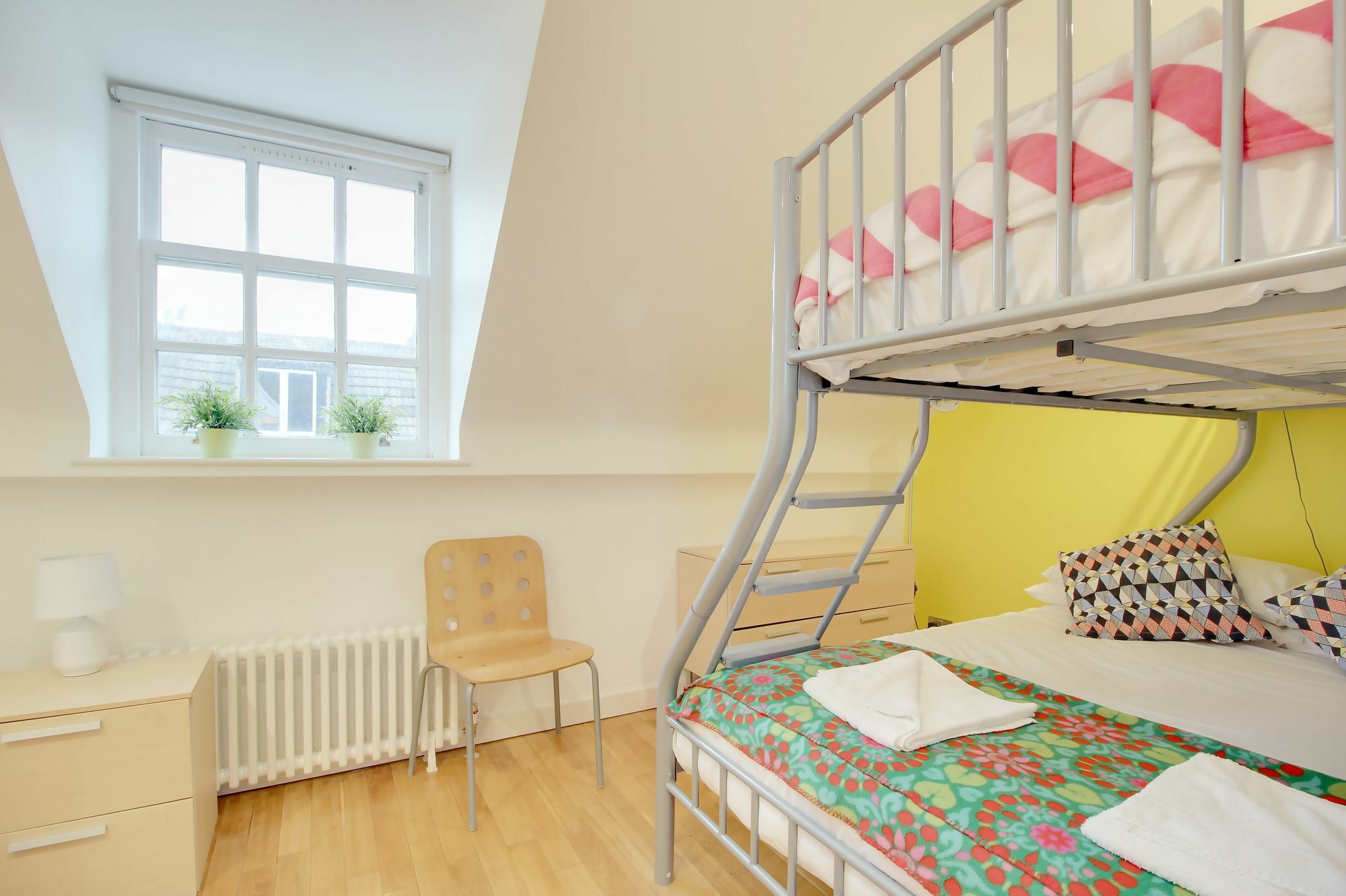 Majestic Mews Apartment With Free Parking - By My Getaways * Brighton