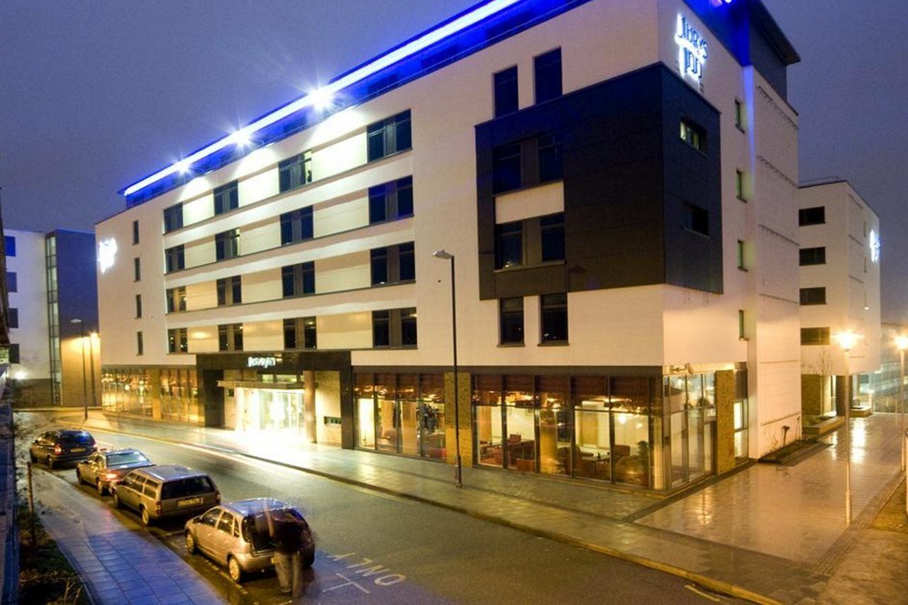 Hotel Leonardo 4*