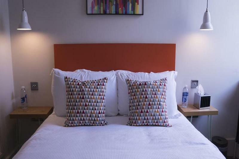 Oyo Fab 3* Brighton