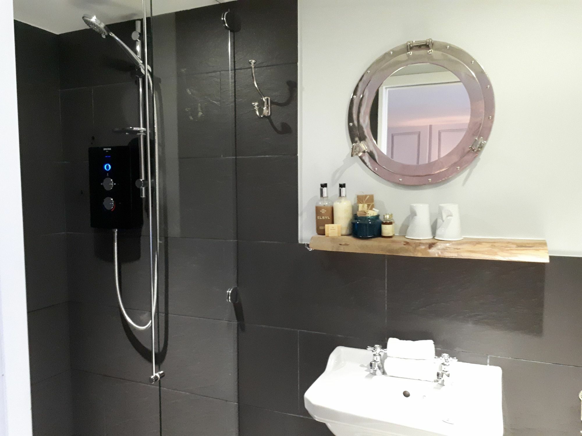 27 Bed & Breakfast Brighton