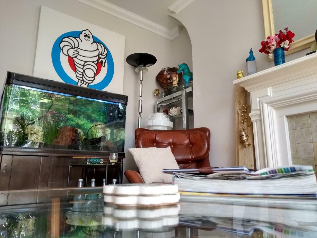Apartment Stunning Retro In Central *
