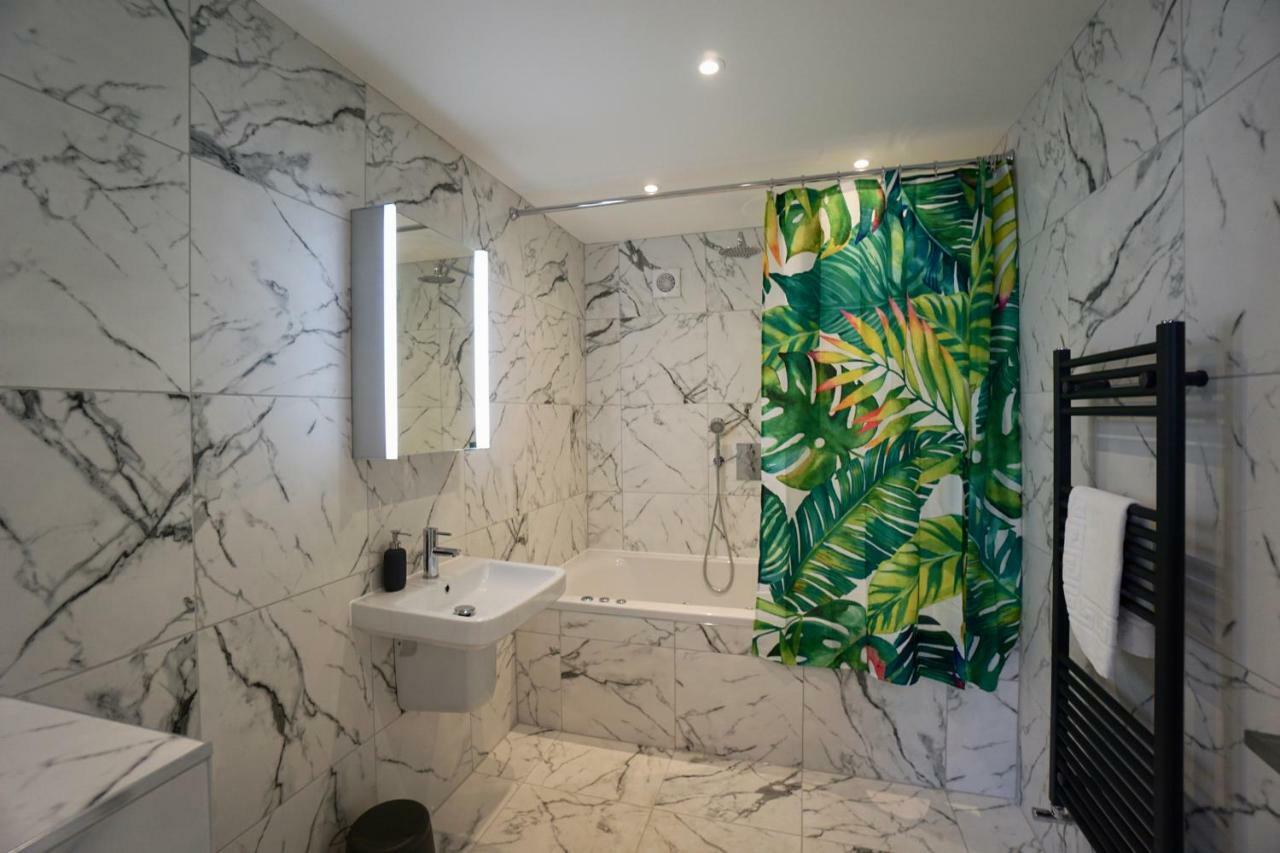 Holiday home N5 Townhouse, Sleeps 20 Brighton