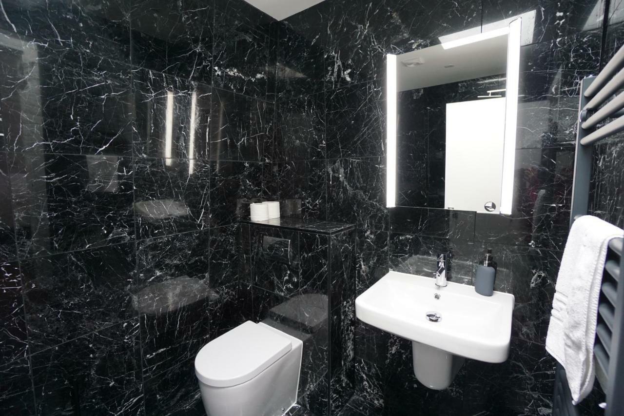 Holiday home N5 Townhouse, Sleeps 20 *