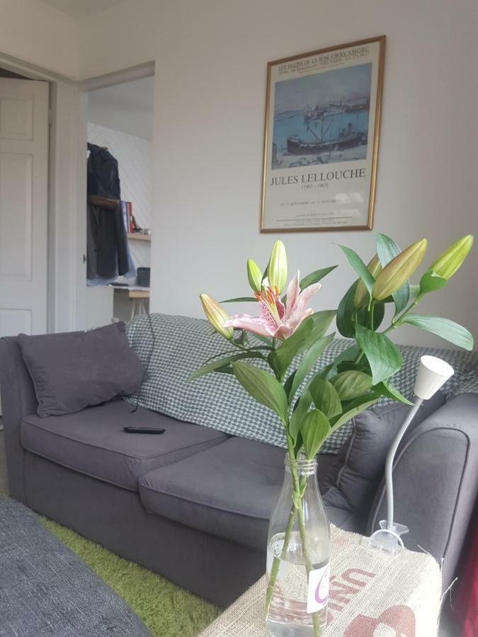 Bungalow With Parking, Near Preston Park
