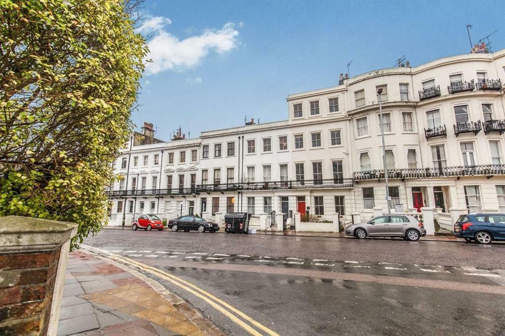 The Regency Modern * Brighton