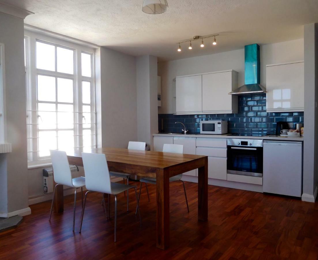 Pier Court Apartments Brighton Apartment *